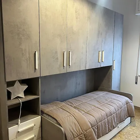 Apartment 130m, 2 Bagni, Aria Condizionata, Bici