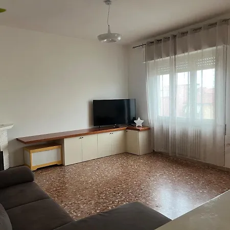 130m, 2 Bagni, Aria Condizionata, Bici *